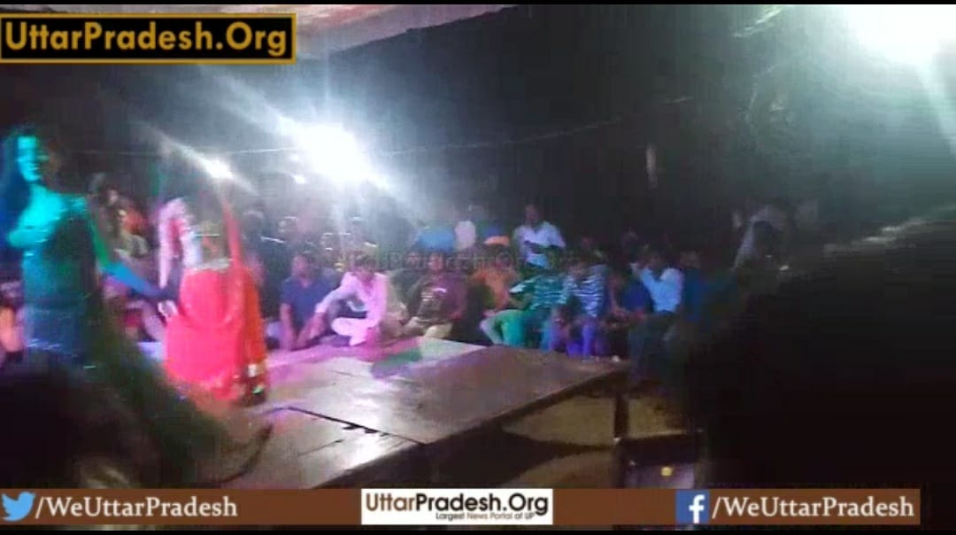 unnao-covid-protocol-blown-hundreds-of-crowd-gathered-in-the-orchestra