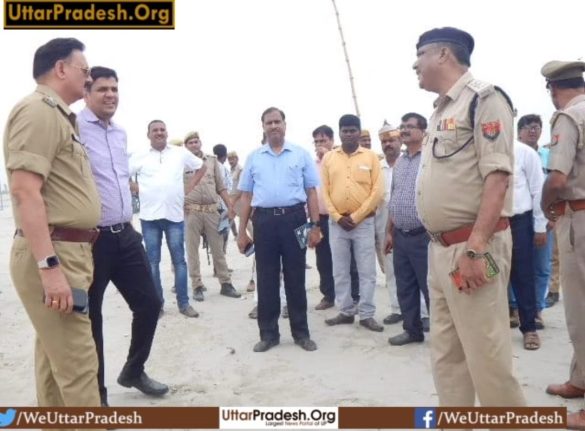 ghats-and-roads-were-inspected-by-the-dm-in-view-of-the-kawad-yatra