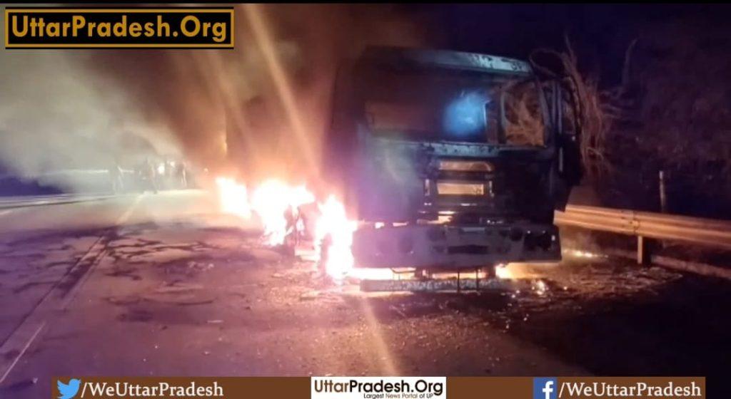 a-fire-broke-out-in-a-moving-trailer-at-mile-stone-89-of-yamuna-expressway