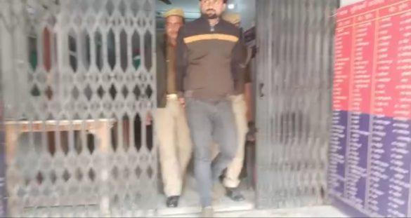 bhadohi-robber-involved-in-robbery-from-bank-friend-was-arrested