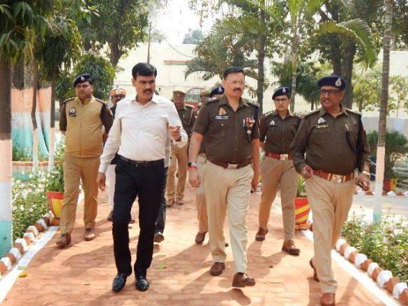 dm-inspected-district-jail-with-sp